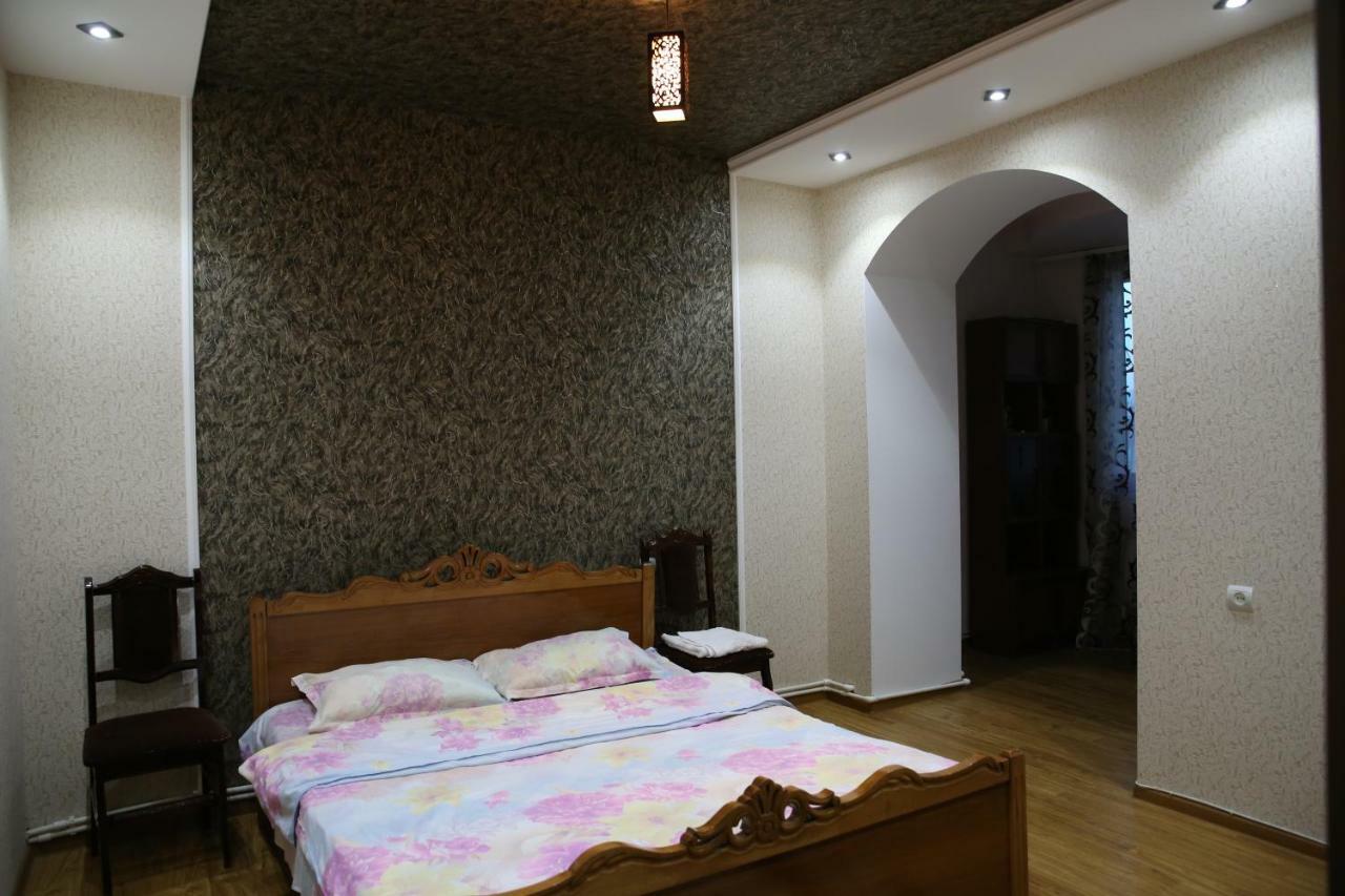 Srtashyan Apartments - Gorky Street Gyumri Esterno foto